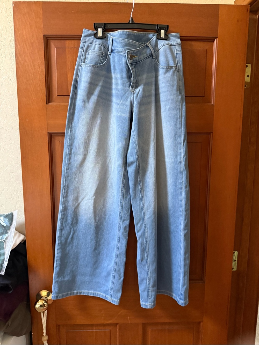 HALARA Light Blue Denim High-Rise Jeans SUPER Stretchy and comfy.  Size small.